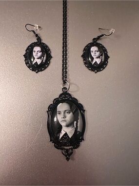 Wednesday Adams Victorian Black Necklace & Earrings New,